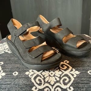 Women’s Clarks Wedges